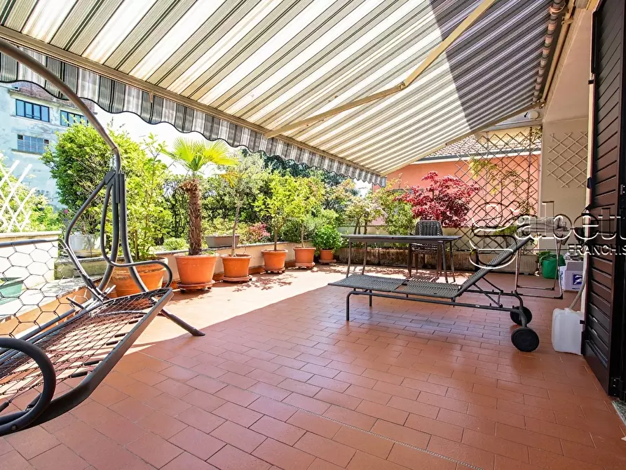 Immagine 7 di Villa in vendita  a Parabiago