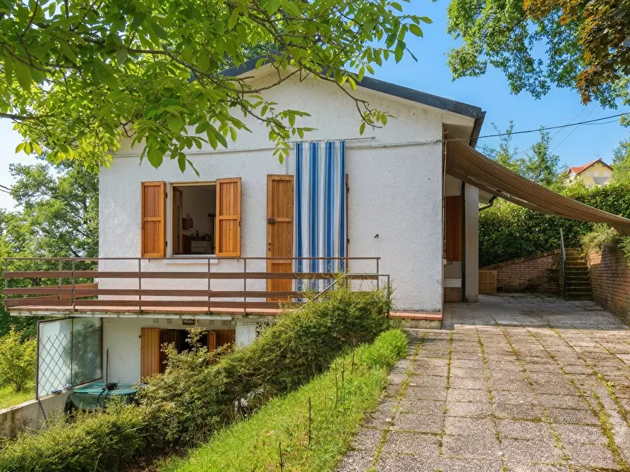 Immagine 3 di Villa in vendita  in Località Lombardi a Maiolo