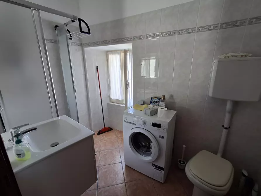 Immagine 10 di Bilocale in vendita  in Via Giacomo Leopardi 10 a Novafeltria