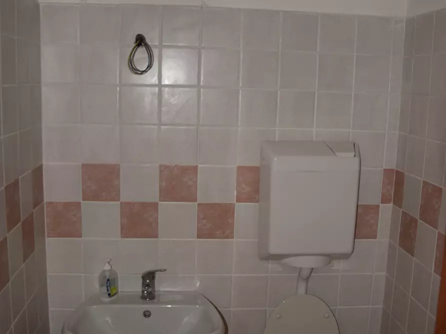 Immagine 9 di Attività commerciale in affitto  in Piazza Roma 17 a Novafeltria