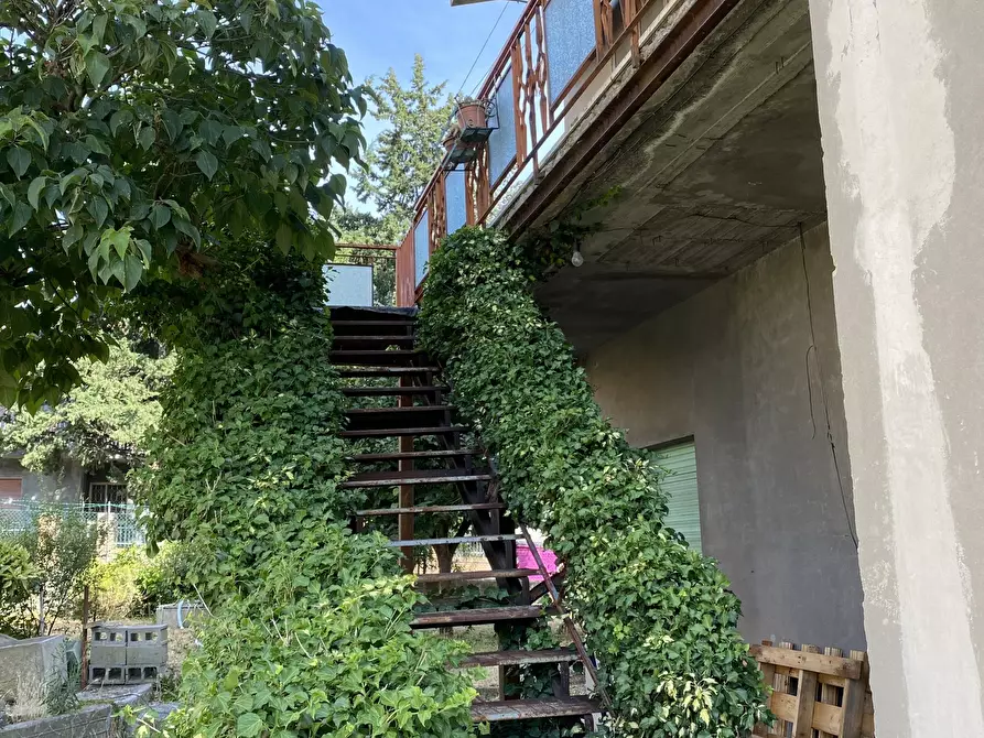 Immagine 1 di Trilocale in vendita  in Via Montefeltro a Novafeltria