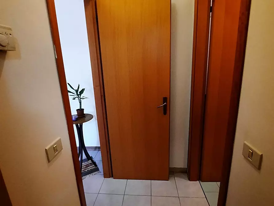 Immagine 8 di Bilocale in affitto  in Traversa VI a Lucca