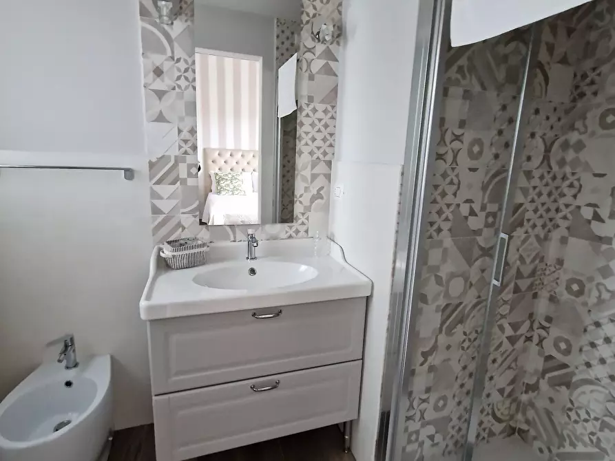 Immagine 20 di Villa in vendita  in Via di Poggio Seconda a Lucca