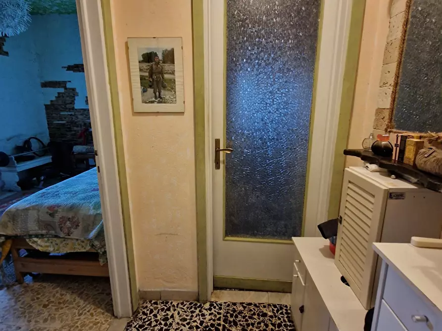 Immagine 24 di Pentalocale in vendita  in Via Fregionaia a Lucca