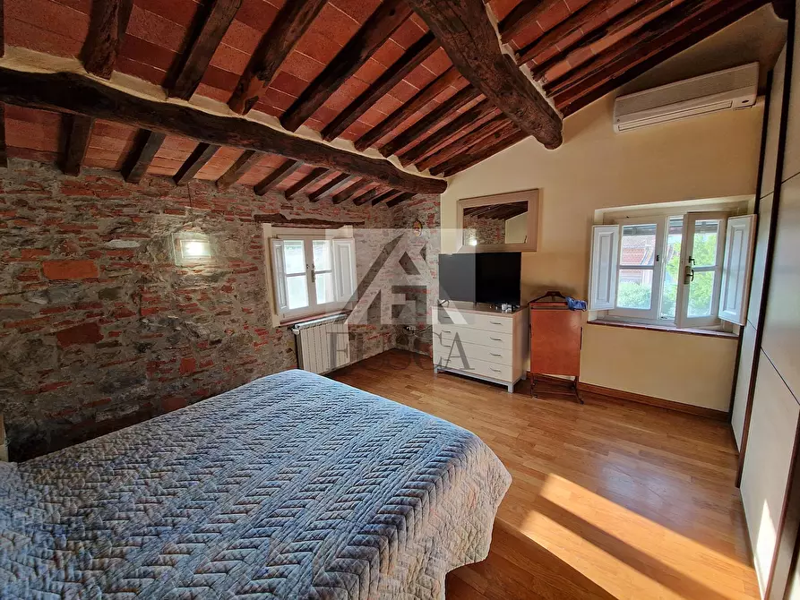 Immagine 9 di Terratetto in vendita  in Via di Mezzo II a Lucca