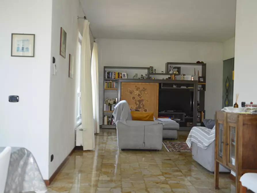 Immagine 3 di Villa in vendita  in Traversa 1 di Via per Corte Nocco a Lucca