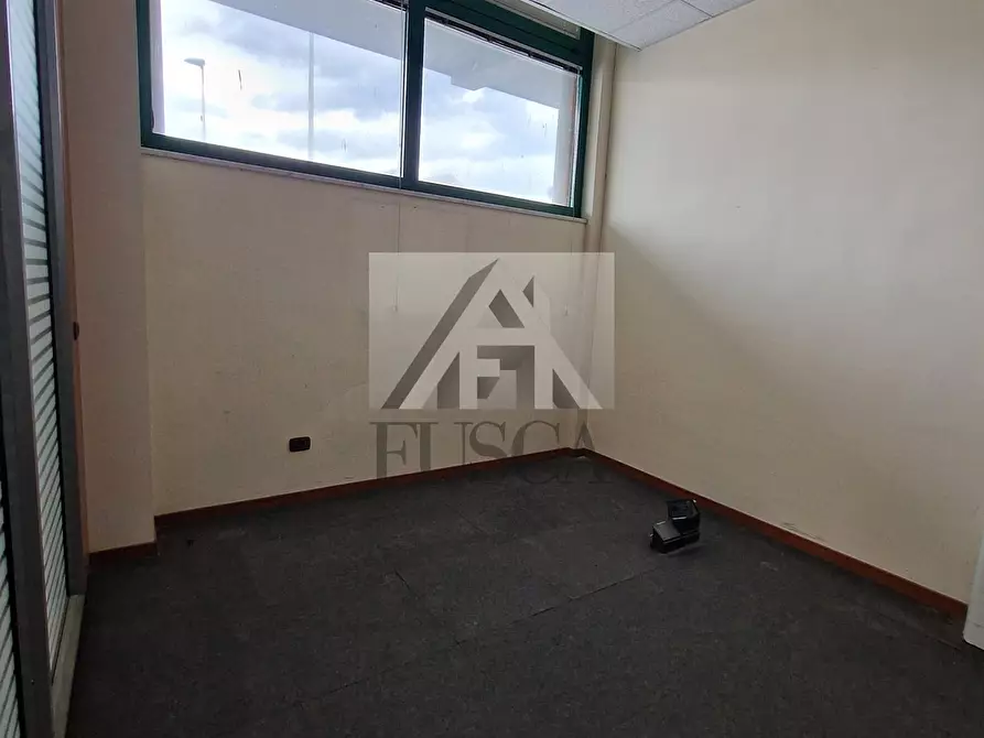 Immagine 4 di Ufficio in affitto  in Via Puccetti a Lucca