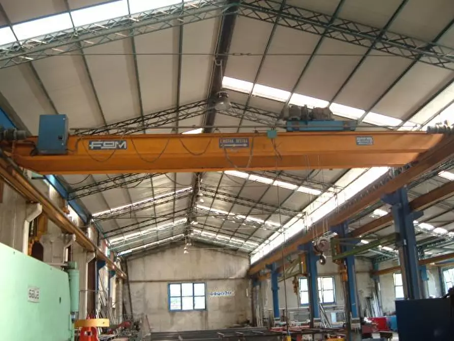 Immagine 3 di Attività artigianale in vendita  in Via di Tiglio a Lucca