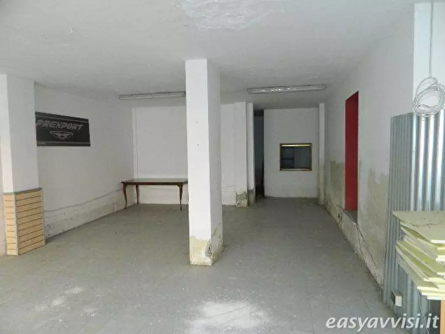 Immagine 7 di Capannone industriale in affitto  in Via Custer de Nobili Gino a Lucca