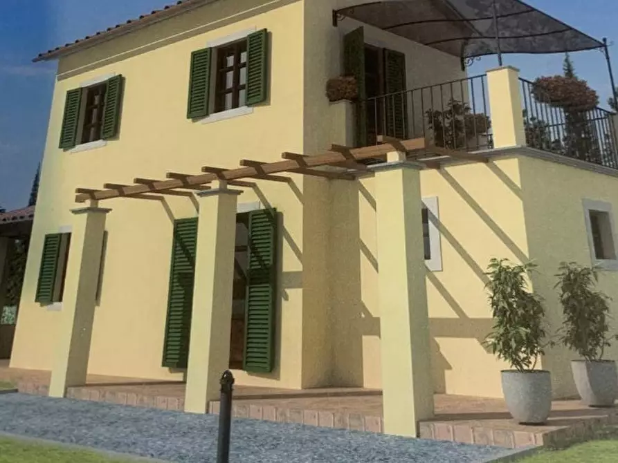 Immagine 2 di Terreno industriale in vendita  in Via Francesco Ferraris a Lucca