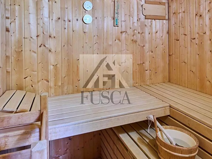 Immagine 37 di Rustico / casale in vendita  in Via del Giardinetto a Lucca