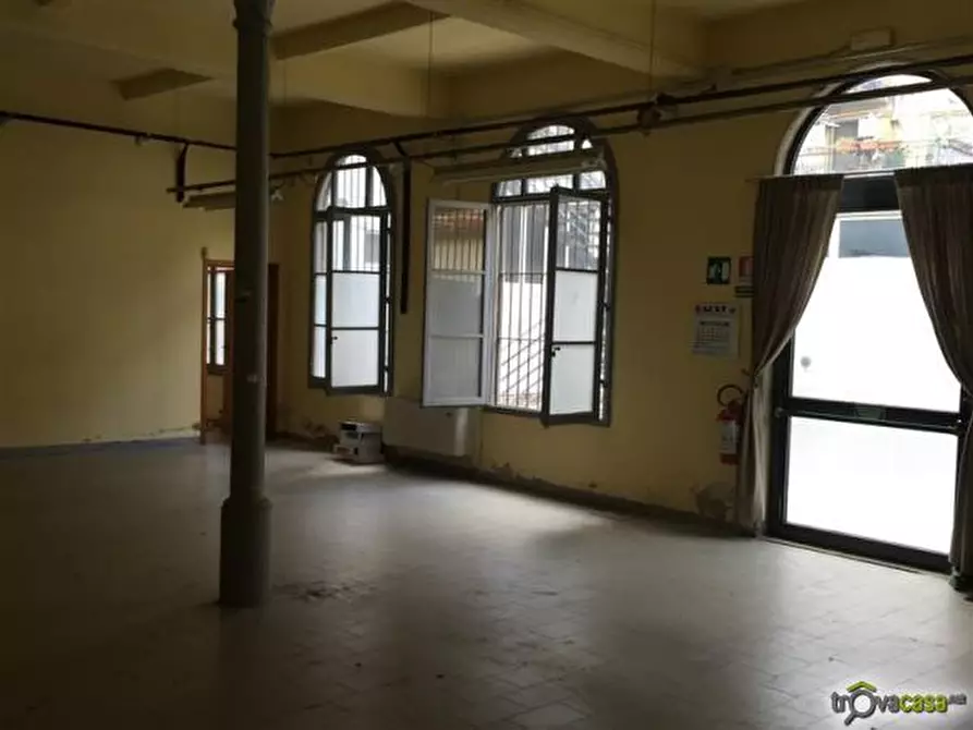 Immagine 8 di Capannone industriale in affitto  in Via Ceppo di Melo a Lucca