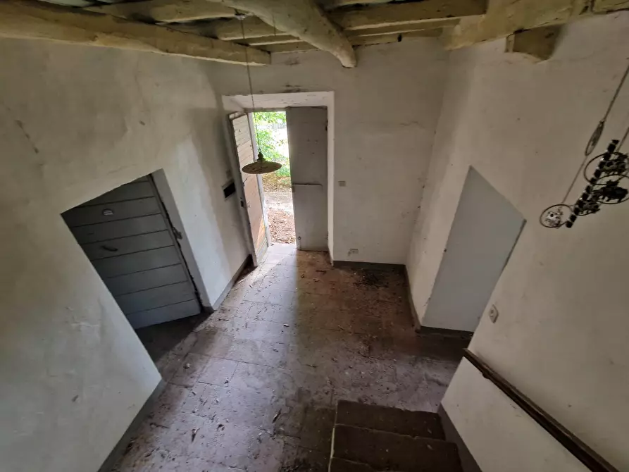 Immagine 5 di Rustico / casale in vendita  in Via montebonelli a Lucca