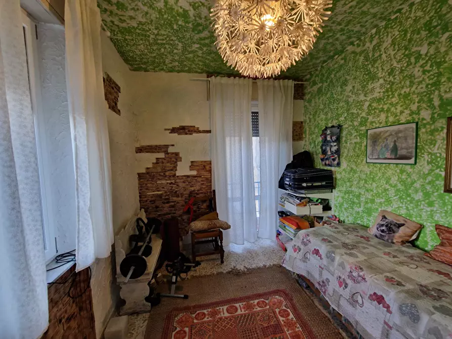 Immagine 10 di Pentalocale in vendita  in Via Fregionaia a Lucca