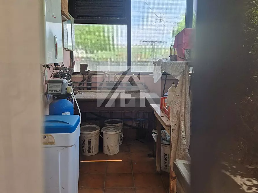 Immagine 13 di Villa in vendita  in Via Vittorio Bachelet a Lucca