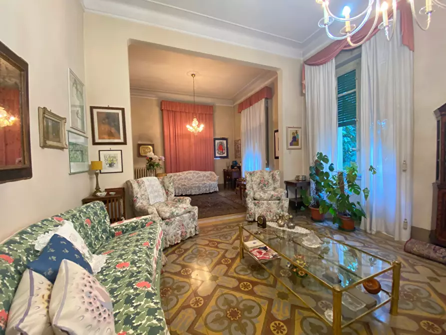Immagine 2 di Villa in vendita  in Via Borgo Giannotti a Lucca
