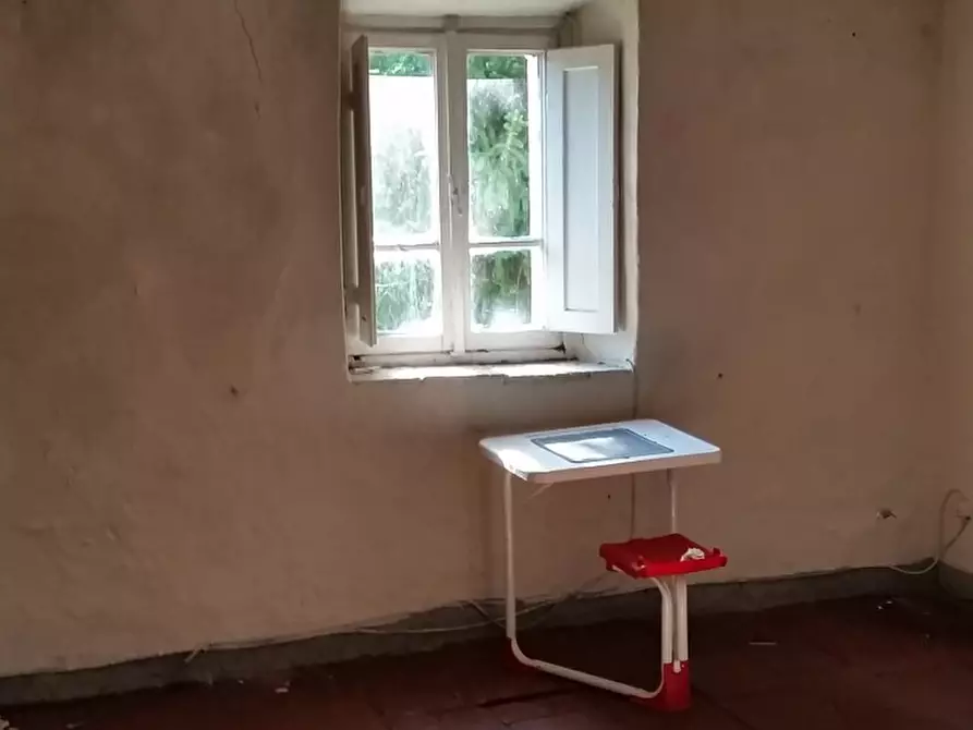 Immagine 13 di Rustico / casale in vendita  in bocconi a Lucca