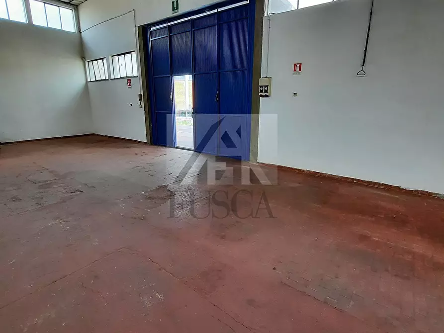 Immagine 4 di Attività artigianale in affitto  in Via di Sant'Alessio 754/A a Lucca