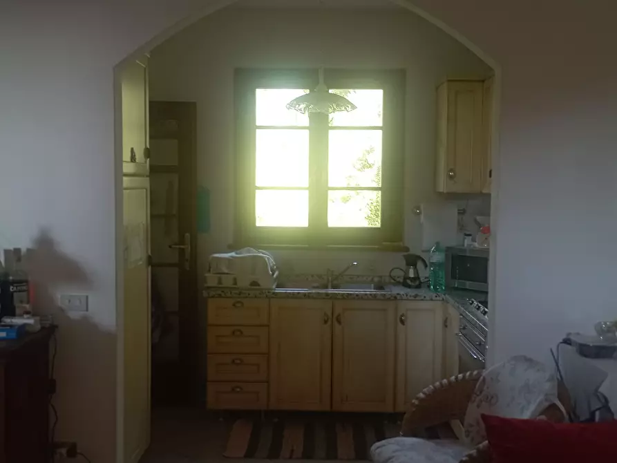 Immagine 3 di Villa in vendita  a Massarosa