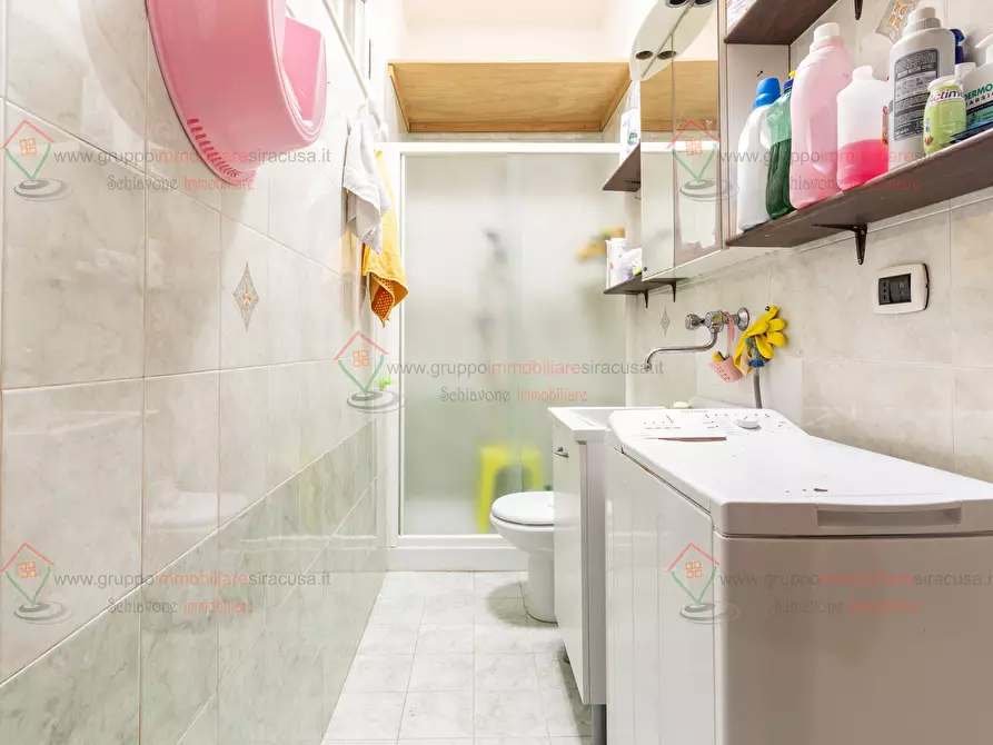 Immagine 9 di Quadrilocale in vendita  a Siracusa