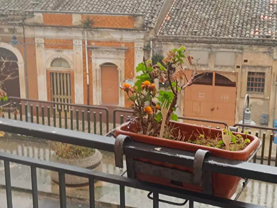 Immagine 22 di Casa trifamiliare in vendita  a Canicattini Bagni