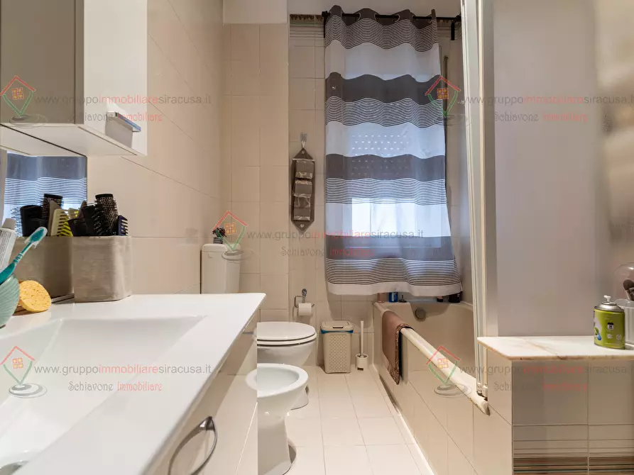 Immagine 16 di Pentalocale in vendita  a Siracusa