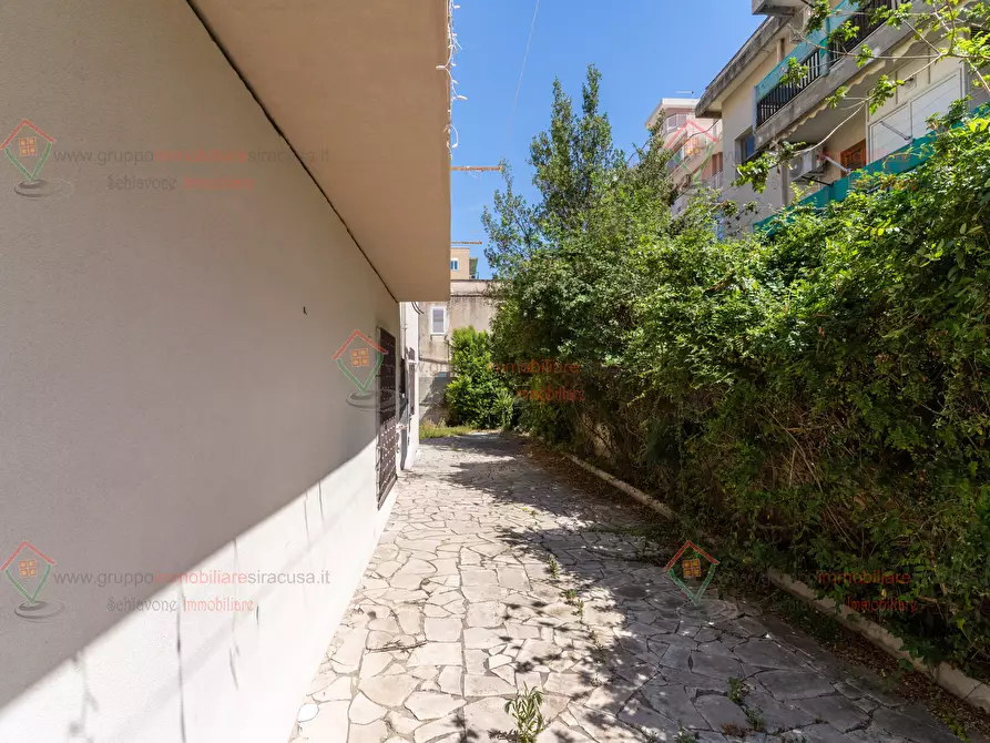 Immagine 30 di Appartamento in vendita  a Siracusa