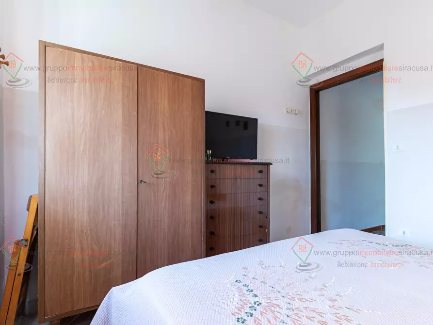 Immagine 14 di Villa in vendita  a Siracusa