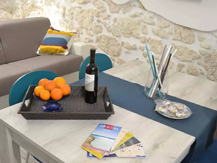 Immagine 2 di Bilocale in affitto  a Siracusa