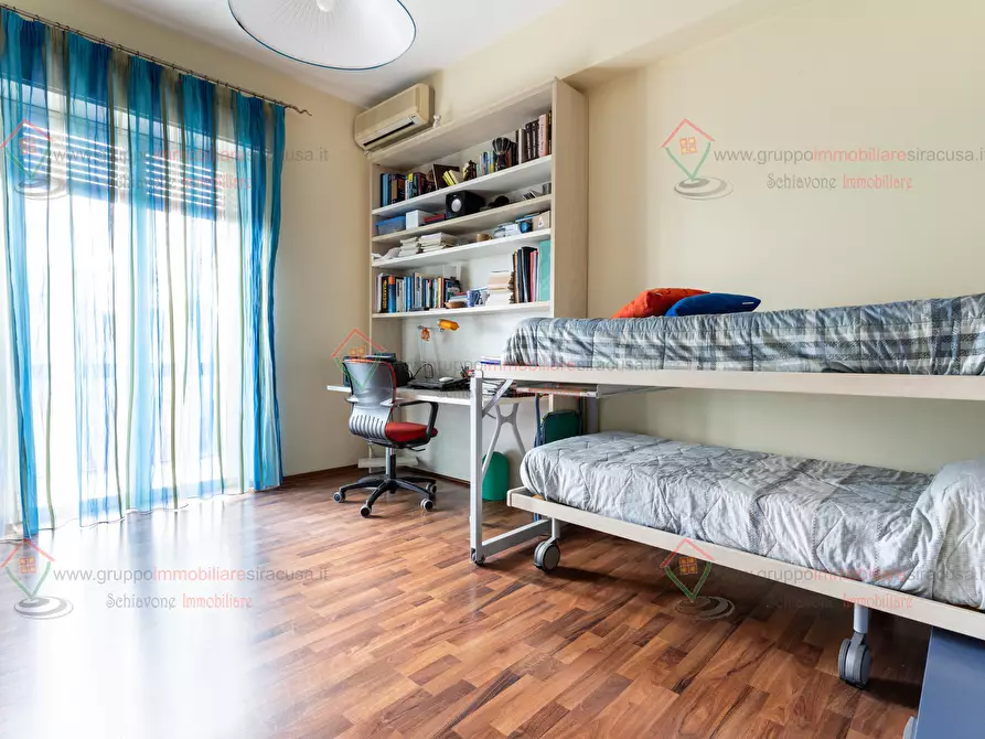 Immagine 9 di Pentalocale in vendita  a Siracusa