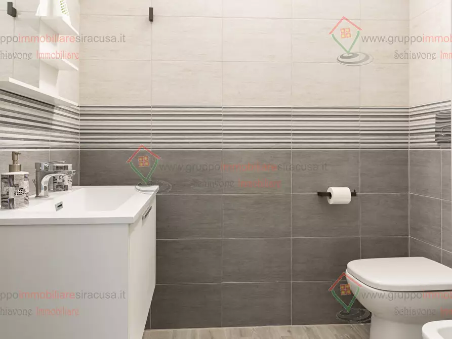 Immagine 8 di Casa indipendente in affitto  a Siracusa