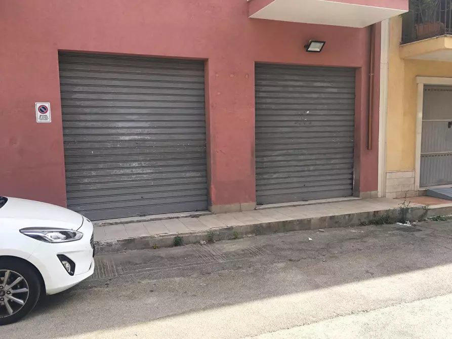 Immagine 7 di Locale commerciale in affitto  a Siracusa