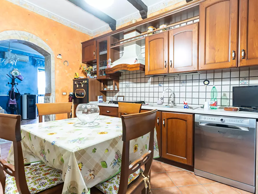 Immagine 15 di Quadrilocale in vendita  a Siracusa