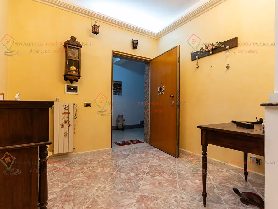 Immagine 11 di Appartamento in vendita  a Siracusa