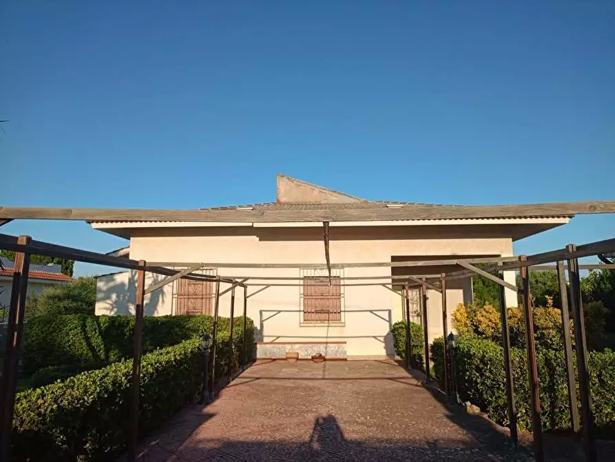 Immagine 14 di Villa in vendita  a Siracusa
