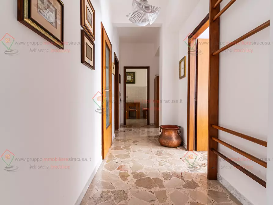 Immagine 8 di Pentalocale in vendita  a Siracusa