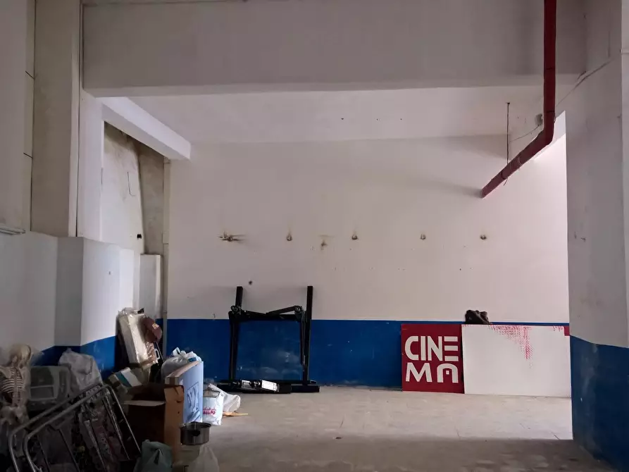 Immagine 4 di Magazzino in vendita  a Siracusa