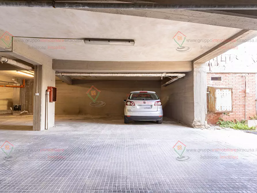 Immagine 29 di Quadrilocale in vendita  a Siracusa