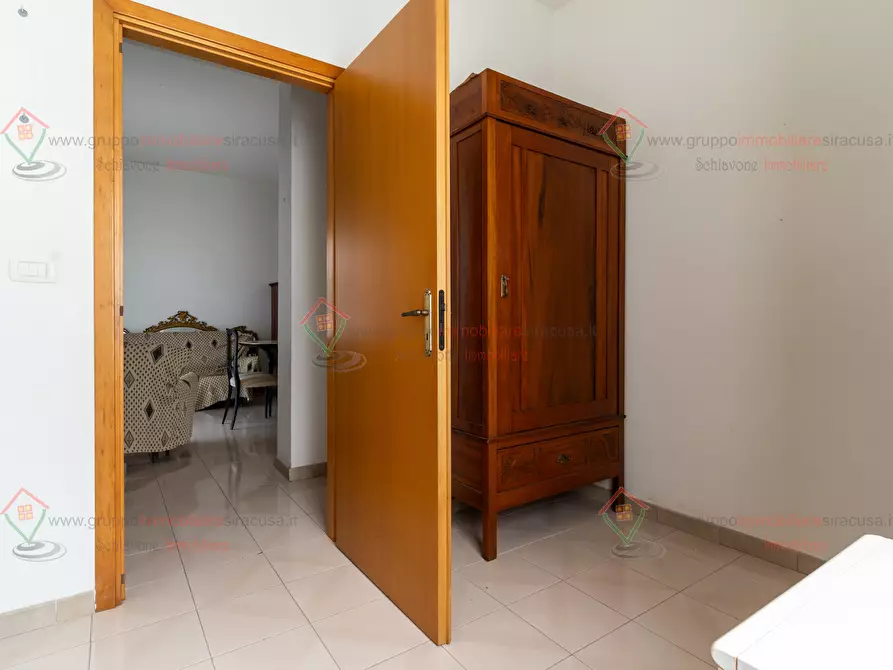 Immagine 7 di Trilocale in vendita  a Siracusa