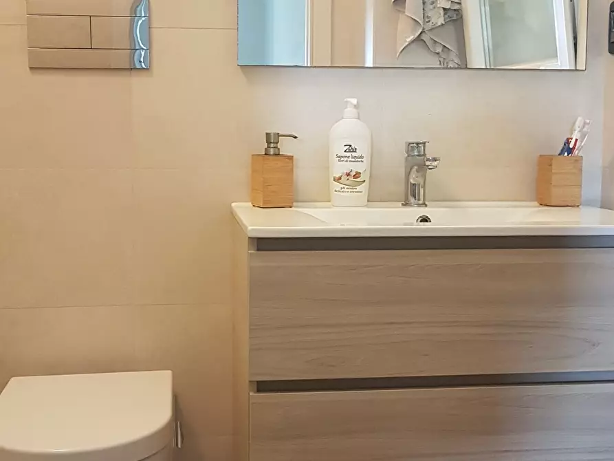 Immagine 15 di Bilocale in vendita  a Siracusa