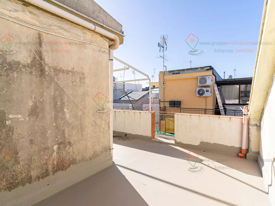 Immagine 22 di Attico in vendita  a Floridia