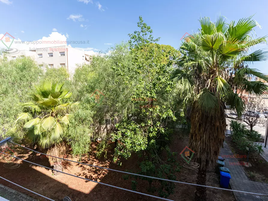 Immagine 19 di Quadrilocale in vendita  a Floridia