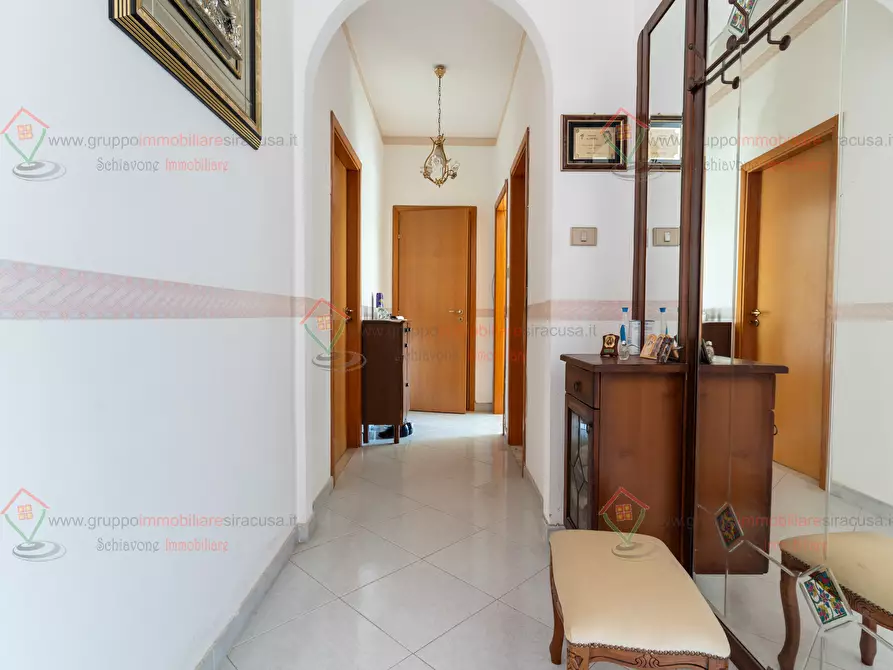 Immagine 7 di Trilocale in vendita  a Siracusa