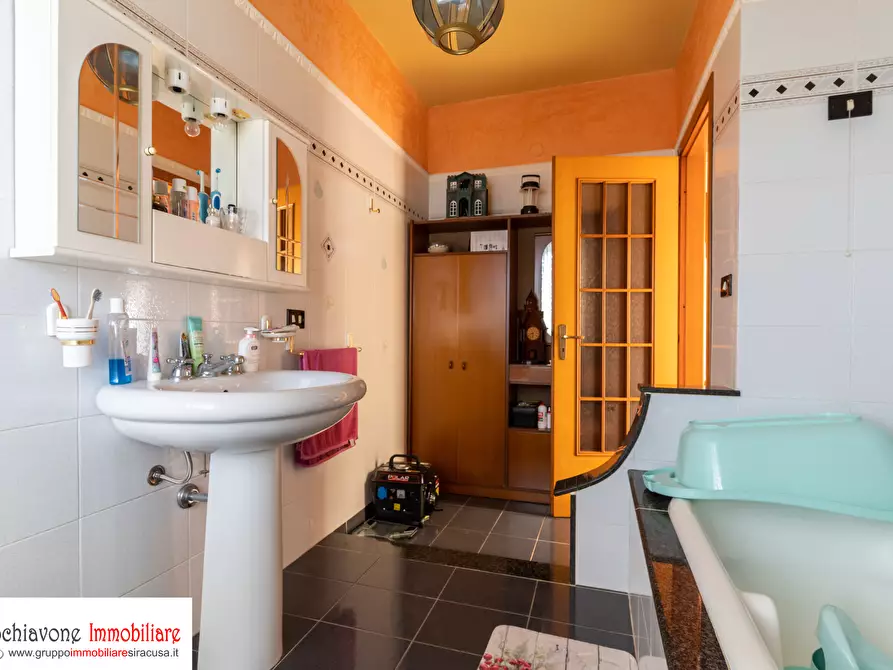 Immagine 26 di Villa in vendita  a Siracusa