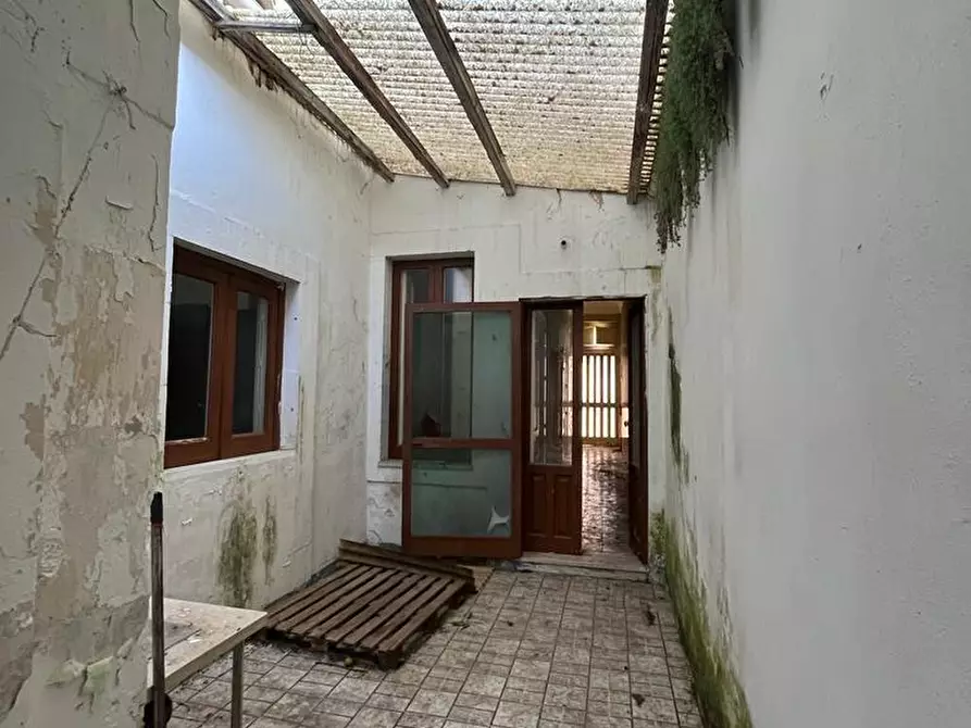 Immagine 46 di Villa in vendita  a Canicattini Bagni