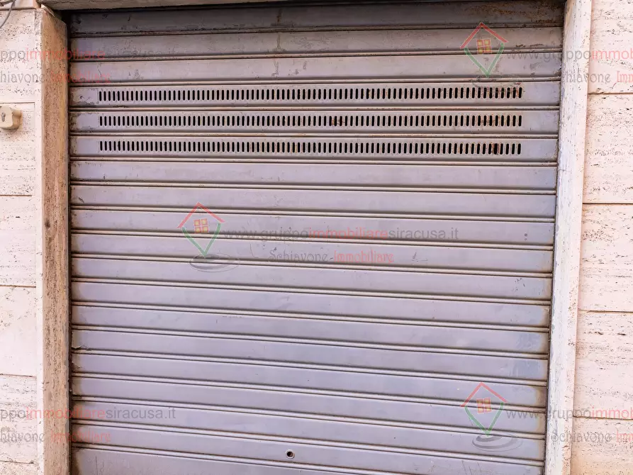 Immagine 15 di Quadrilocale in vendita  a Siracusa