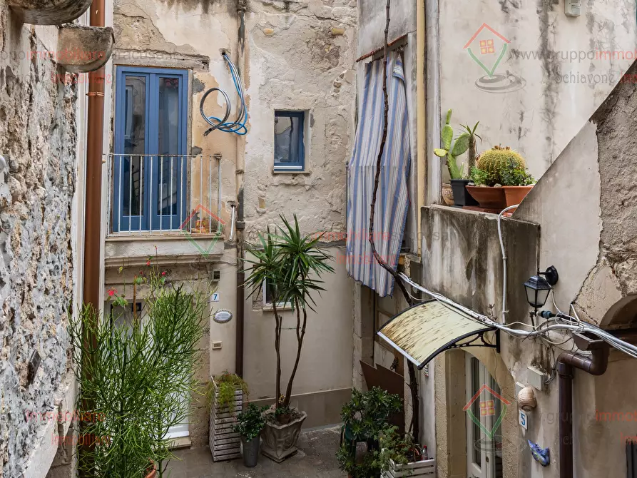 Immagine 23 di Trilocale in vendita  a Siracusa