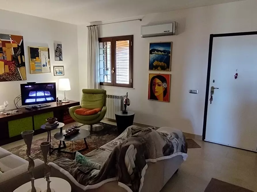 Immagine 10 di Villetta a schiera in vendita  a Siracusa