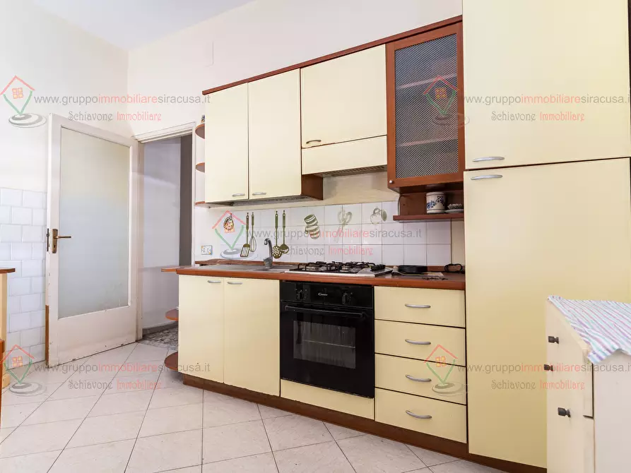 Immagine 12 di Appartamento in vendita  a Siracusa