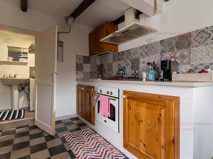 Immagine 1 di Appartamento in affitto  a Siracusa